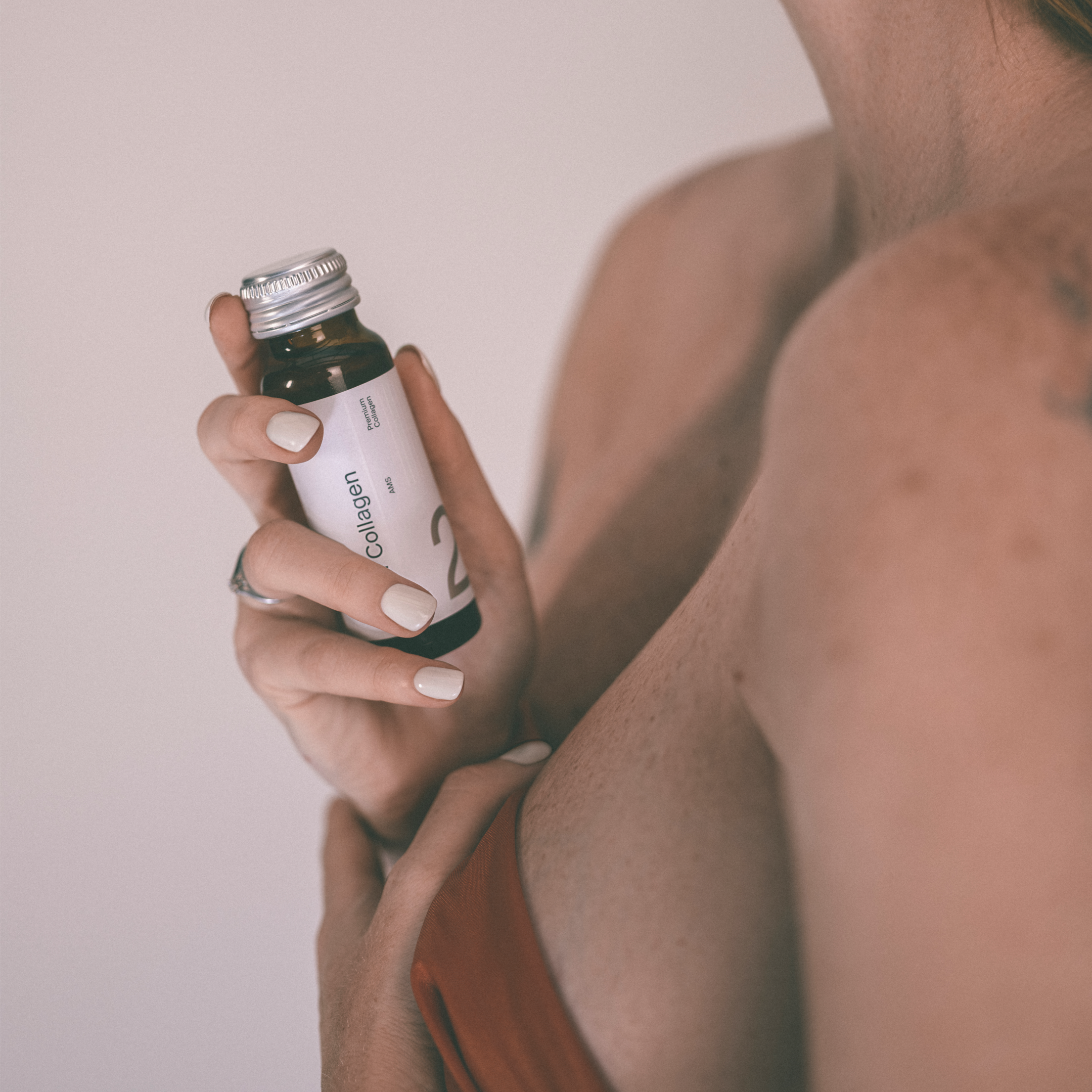 How Does Collagen Work in Relation to Elastin in Skin Health?